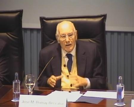 Jos&eacute; M. Romay Beccar&iacute;a, letrado do Consello de Estado.